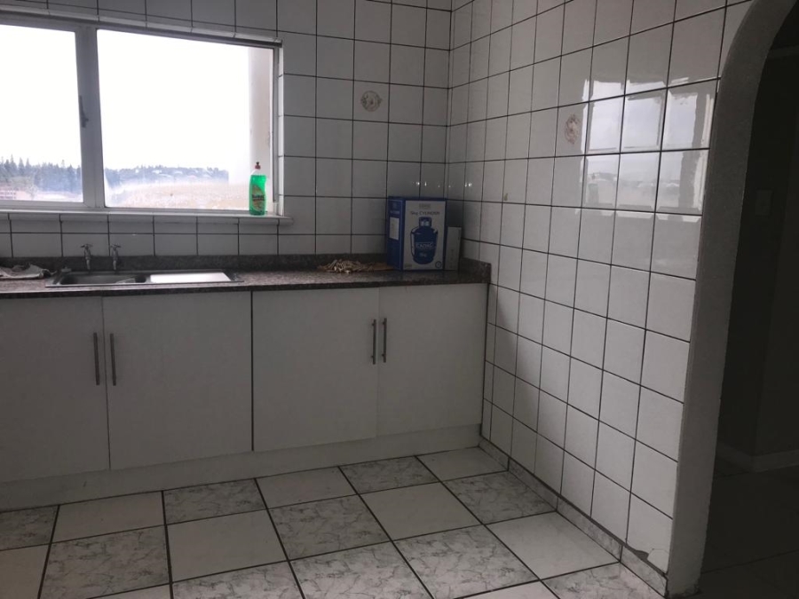 To Let 1 Bedroom Property for Rent in Quigney Eastern Cape
